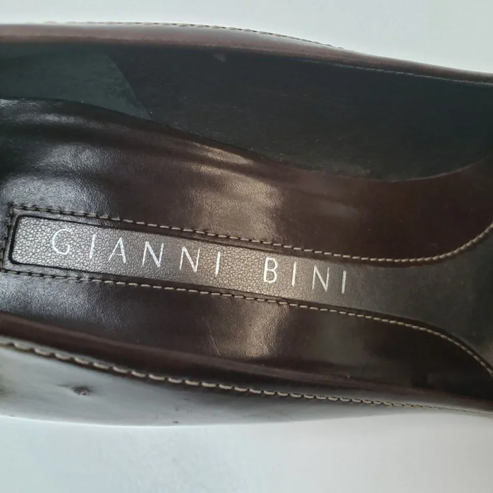 Gianni Bini Square Toe Pump Sz 7 Brown Leather Slip On Heeled Career Dress Shoe - Picture 10 of 11